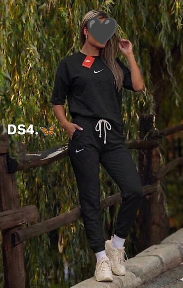 tigrasti kupaci: Ženski komplet trenerke – majica + donji deo - Model: klasična — 3