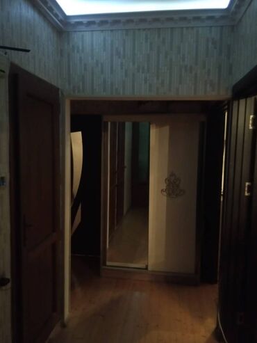 Köhnə tikili: Bakı, 3 otaqlı, Köhnə tikili, m. Əhmədli, 80 kv. m — 12