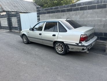 Другие Автомобили: Нексия 1 2006 жыл Обием 1.6 16 клапан Мотор +корбка + кузов таза