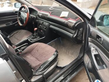 Audi: Audi A4: 1995 г., 1.8 л, Механика, Бензин, Седан — 6