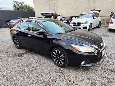 Транспорт: Nissan Altima: 2018 г., 2.5 л, Вариатор, Бензин, Седан — 3
