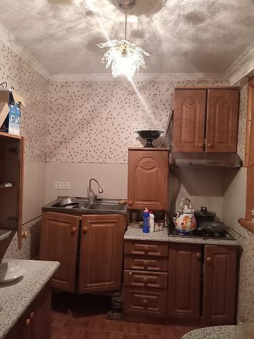 kirə: Məhlə evidi iki mərtəbəli 1ci mərtəbəni kiraye verilir, tələbə qızlara — 5