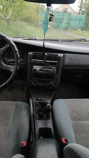 машина тайота марк 2: Toyota Carina E: 1993 г., 1.6 л, Механика, Бензин, Седан