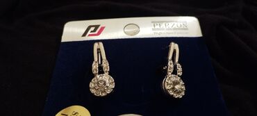 Üzüklər: Böyük həcmli qadın üzük kolleksiyası - Ümumi sayı: 12 ədəd - — 19