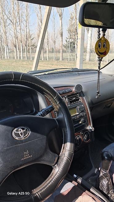 динамики камри: Toyota Avensis: 2001 г., 2 л, Механика, Дизель, Седан — 4
