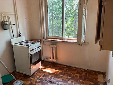 2 комнаты, 43 м², 6 мкр 104 серия, 3 этаж, Требуется ремонт