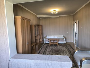 квартира район ош базар: 3 бөлмө, 77 кв. м, 105-серия, 5 кабат, Евроремонт