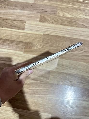 Планшеты: Планшет, Apple, 10" - 11", Б/у, Классический цвет - Серебристый — 4