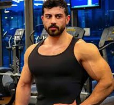 iş xadimə: Salam mühafizə işi axtarıram təcrübəm var idmanla məşğulam vatsap
