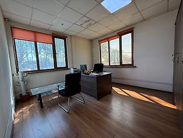 Аренда зданий: Сдаётся коммерческая здание в районе Фучика/Ленская. Общая площадь — 4