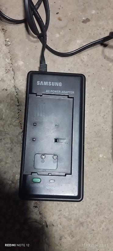 ниже: Зарядные и сетевые адаптеры (набор) 1) Samsung AC Power Adapter — 2