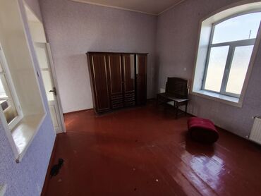 Digər mebel: Mebel dəst şəklində verilir iki sfaner 2 kreslo 1 divan w xalça bir — 4