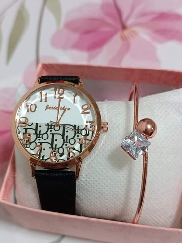 Ručni satovi: Setovi ❤ 
❤ Sat sa narukvicom ❤ 
❤ 2400 din ❤ — 16