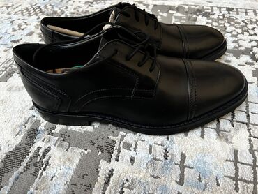 теплая обувь: Продаю туфли фирмы Clark’s привезли с Америки, оригинал, чистая кожа