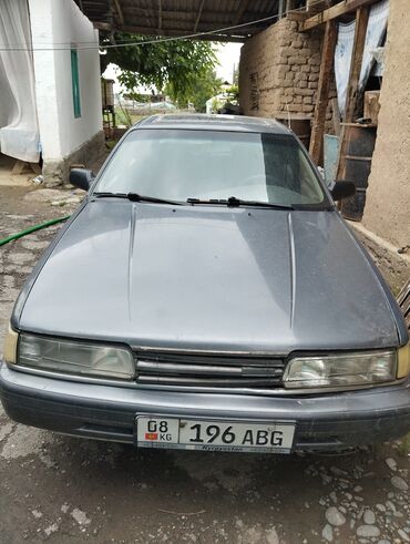 Mazda: Mazda 626: 1989 г., 2 л, Механика, Бензин, Хэтчбэк
