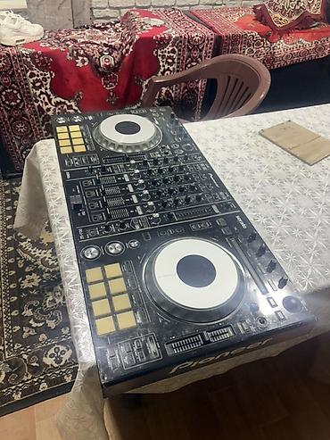 Kontrollerlər: Pioneer DJ DDJ‑SZ (Serato DJ üçün) - Peşəkar 4 kanal DJ kontroleri - — 1