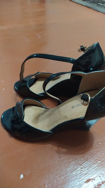 обувь женская туфли: Туфли 37, цвет - Черный