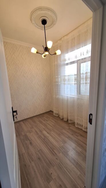 Köhnə tikili: Bakı, 3-cü mikrorayon, 1 otaqlı, Köhnə tikili, m. Memar Əcəmi, 35 kv. m — 7