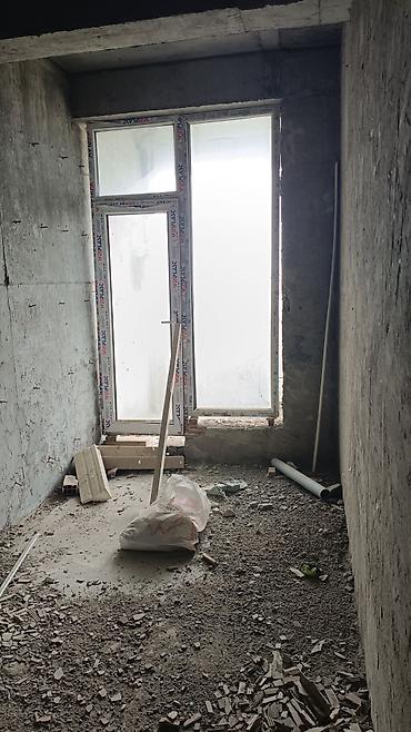 razinde satilan evler: 2 otaqlı, Yeni tikili, 72 kv. m — 9