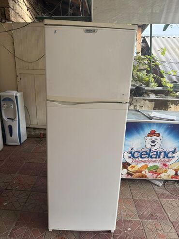 İçki texnikası: Beko iki bölməli soyuducu - Üstdə dondurucu, altda soyuducu bölmə -