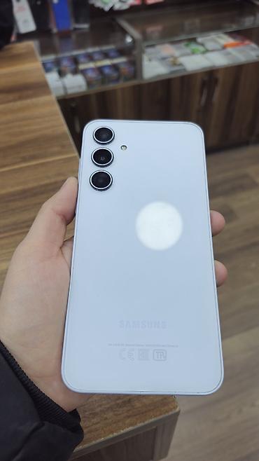 samsun a35: Samsung Galaxy A35, 256 GB, rəng - Ağ, Barmaq izi — 4