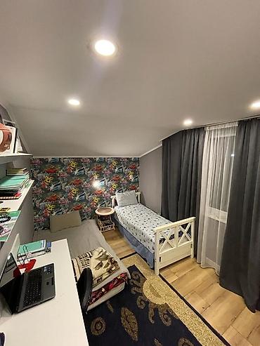 Долгосрочная аренда домов: 220 м², 5 комнат — 18