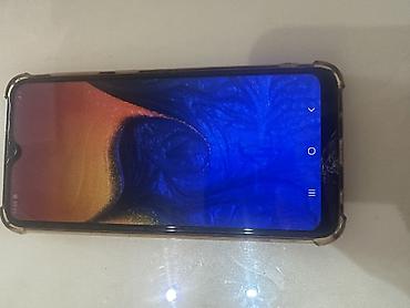 телефон самсунг а10: Продаётся Samsung Galaxy A10 красного цвета. Состояние: * имеются — 3