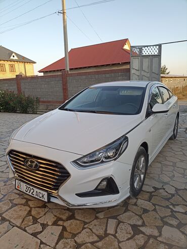 кредит на машину: Hyundai Sonata: 2017 г., 2 л, Автомат, Газ, Седан