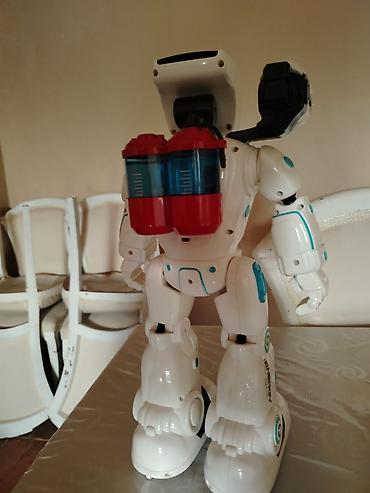 loona robot: Çatdırılma 5 azn 130azb ALINIB 90azn SATILIR – Rəng: ağ-qara, mavi — 1