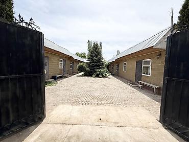 комнаты иссык: 6 комнат и более, 200 м², 7 соток, Сары-Ой, Собственник — 3