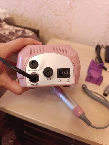 Manikür, pedikür aparatları: Peşəkar manikür seti – frez aparatı və aksesuarlar. TƏZƏDİR. 40 avroya — 8