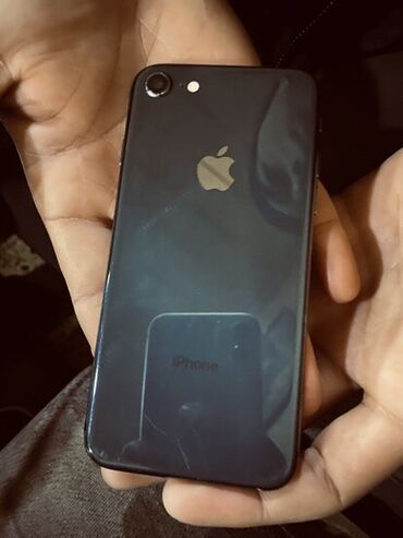 ayfon 7: IPhone 8, 64 GB, Black Titanium, Barmaq izi