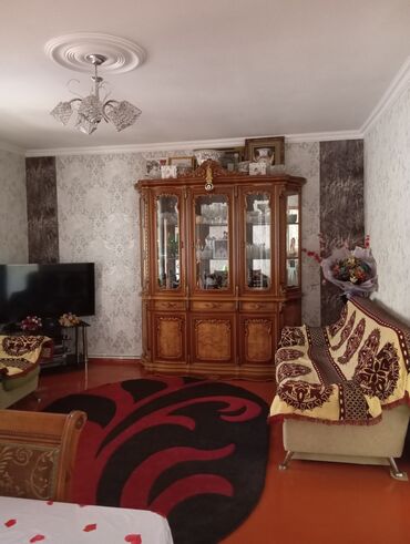 Digər kommersiya daşınmaz əmlakı: 4 otaqlı ev satılır hər bir şəraiti var ev el marketə yola yaxın yerdə — 14