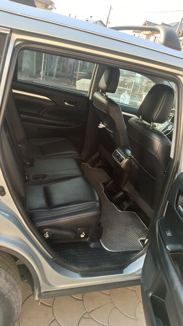 Toyota: Toyota Highlander: 2018 г., Бензин, Кроссовер — 9