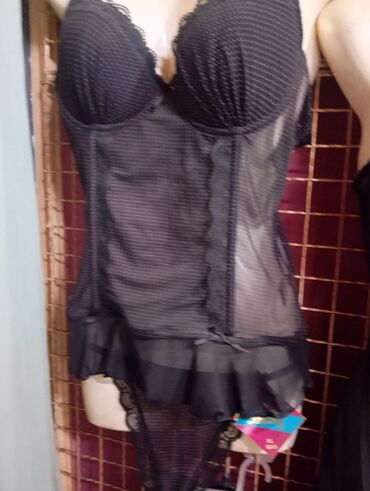 Ostali donji veš: Bebidol, bodi, komplet brushalter i gaćice, pet vrste korseta, dva — 8