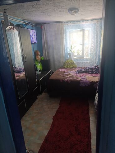 бишкек продаю дом село нижний алаарча: Дом, 1 м², 9 комнат, Собственник, Косметический ремонт