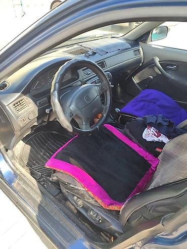 Honda: Honda Civic: 1999 г., 1.4 л, Механика, Седан — 9