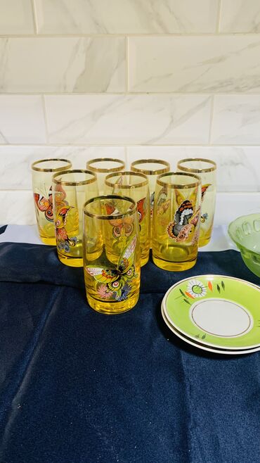 Наборы посуды: Блюдца Дулево старое Полонное 1 штука -250 сом Стаканы по 250 сом — 5