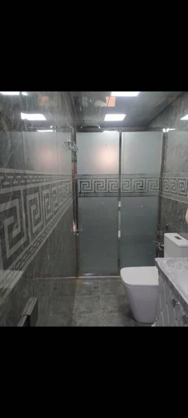 Hamam üçün aksessuarlar: Yeni Arakəsmə, Düzbucaqlı