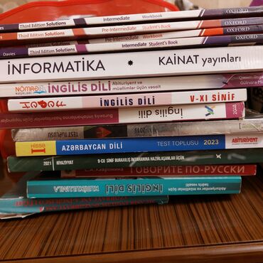 Bu dəst müxtəlif fənlər üzrə təhsil kitablarından ibarətdir. Dəstə