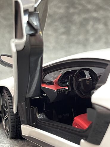 Avtomobil modelləri: Lamborghini, 2025 il, 1:24, Dəmir, Rayonlara çatdırılma, Ünvandan götürmə, Pulsuz çatdırılma — 17