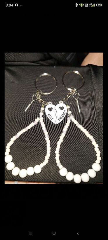 Privesci za nakit: Set prijateljskih priveza za ključeve – 2 komada. - Dizajn: metalni — 1