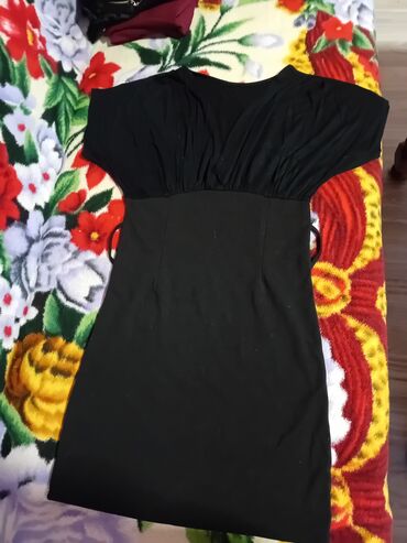 haljina modne kuce balasevic samo placena: M (EU 38), bоја - Crna, Drugi stil, Kratkih rukava