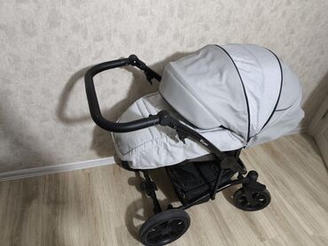 Коляски: Коляска, цвет - Серебристый, Б/у — 10