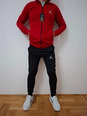 Muške trenerke 3999 din M,L,XL,XXL,3XL veličine
Pk