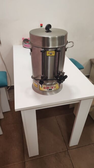 Kuşetkalar: İşlənmiş Elektrik Samovar, 10 l, Ünvandan götürmə