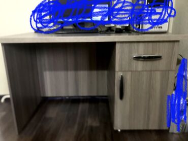 Другие столы: Продаю столы. Указывайте номер фото пожалуйста. Район тоголок молдо