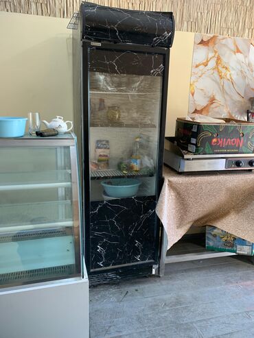 Digər restoran, kafe avadanlığı: Kafe/restoran üçün avadanlıqlar paketi Tərkib: - Vitrin soyuducu — 4