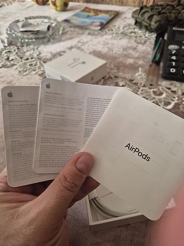 balaca quran kitabi: Apple AirPods (2-ci nəsil) – qutu komplekti Xüsusiyyətlər: - Simsiz — 2
