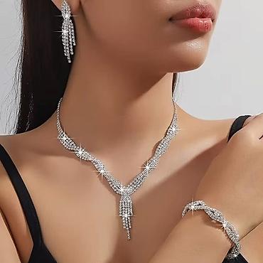 Setovi nakita: 2200 — 6